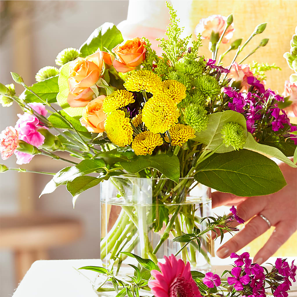 Bold & Bright – A Florist Original – SATELLITE FLORIST & GARDEN CENTRE, Hamilton ON