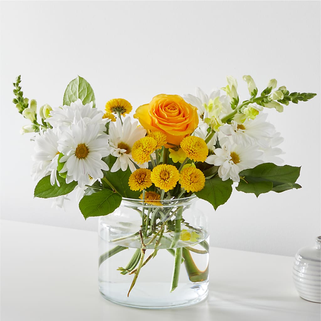 Sun Salutation Bouquet – SATELLITE FLORIST & GARDEN CENTRE, Hamilton ON