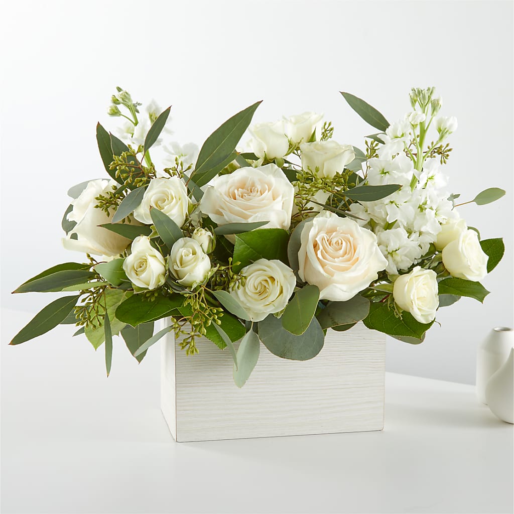 Fresh Linen Box Bouquet – SATELLITE FLORIST & GARDEN CENTRE, Hamilton ON