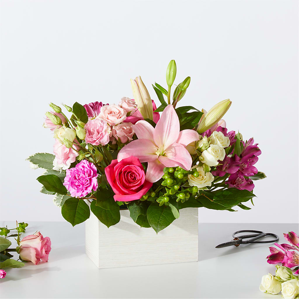 Sweetberry Box – A Florist Original – SATELLITE FLORIST & GARDEN CENTRE, Hamilton ON