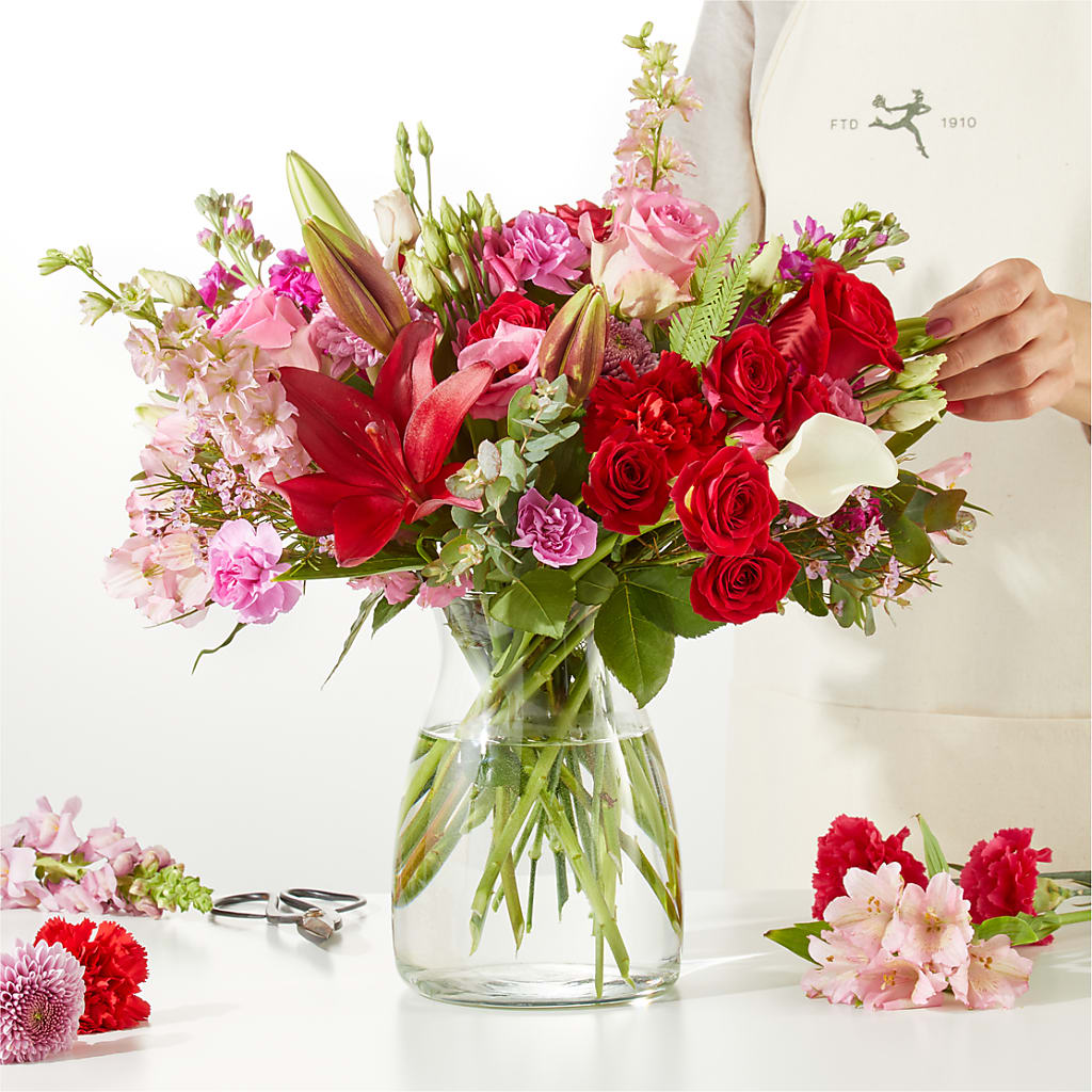 Together Forever - A Florist Original – SATELLITE FLORIST & GARDEN CENTRE, Hamilton ON