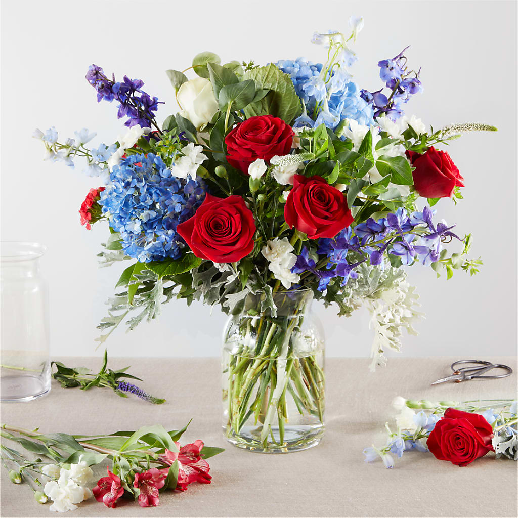 Star Spangled - A Florist Original – SATELLITE FLORIST & GARDEN CENTRE, Hamilton ON