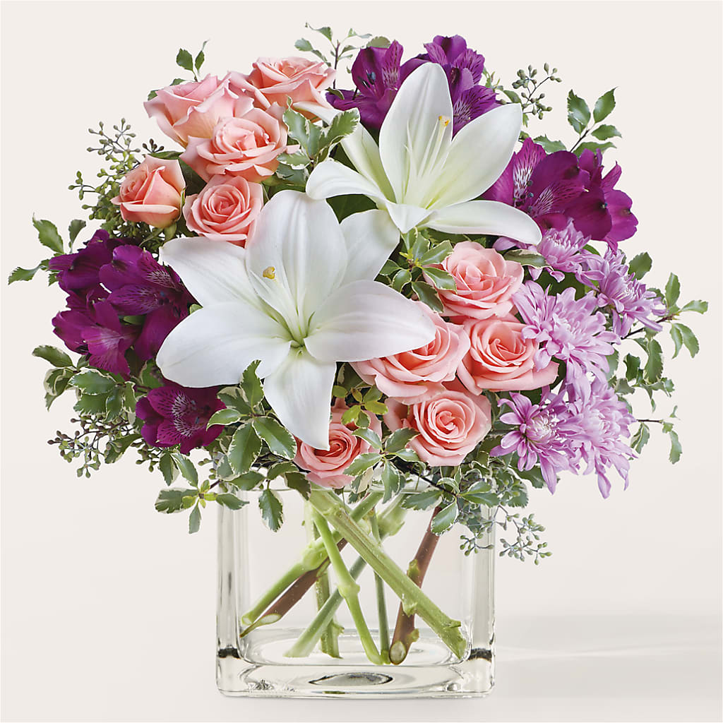 Mani Pedi Bouquet – SATELLITE FLORIST & GARDEN CENTRE, Hamilton ON