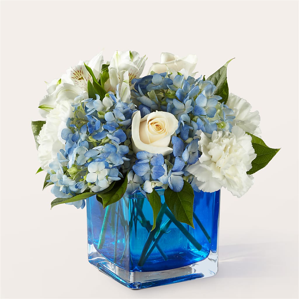 Soothing Waters Bouquet – SATELLITE FLORIST & GARDEN CENTRE, Hamilton ON