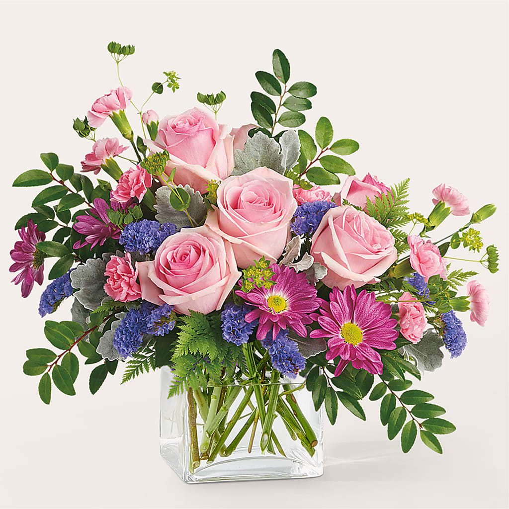 Starlet Bouquet – SATELLITE FLORIST & GARDEN CENTRE, Hamilton ON