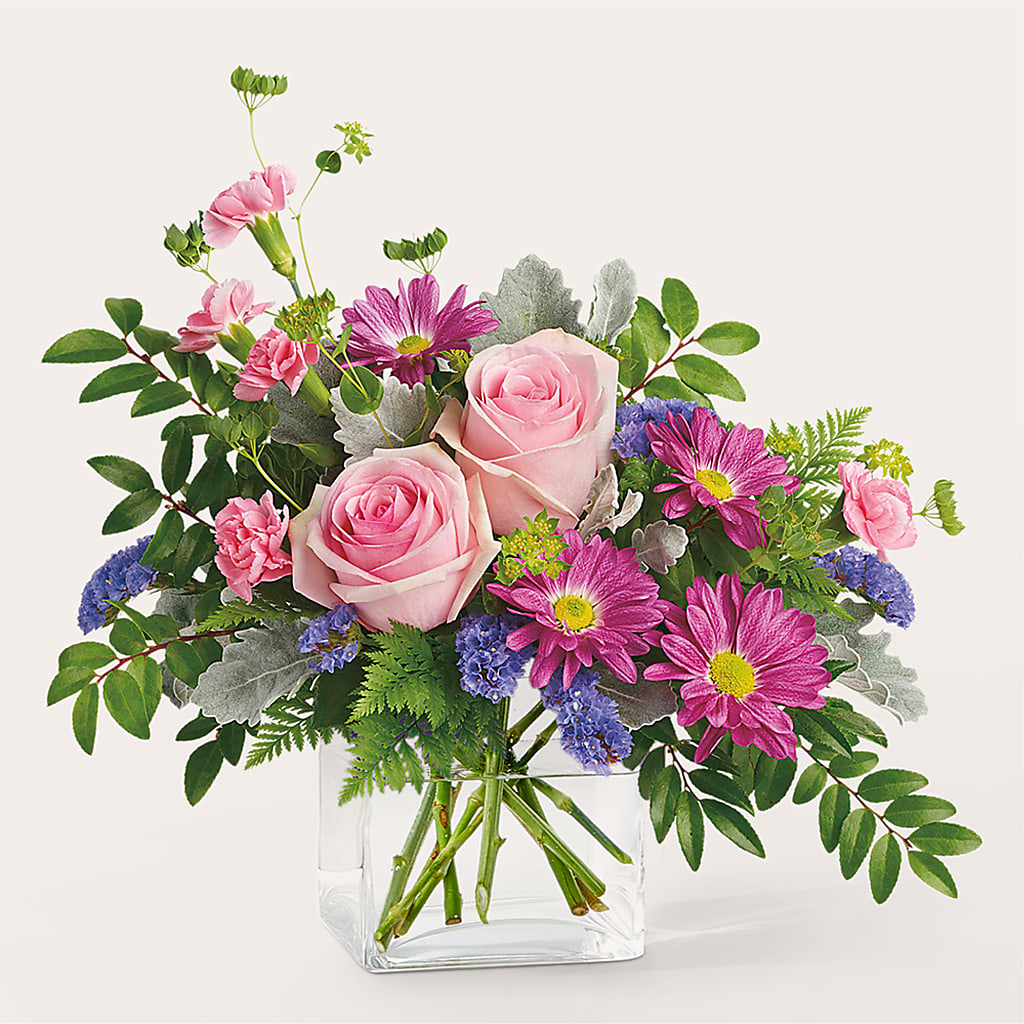 Starlet Bouquet – SATELLITE FLORIST & GARDEN CENTRE, Hamilton ON