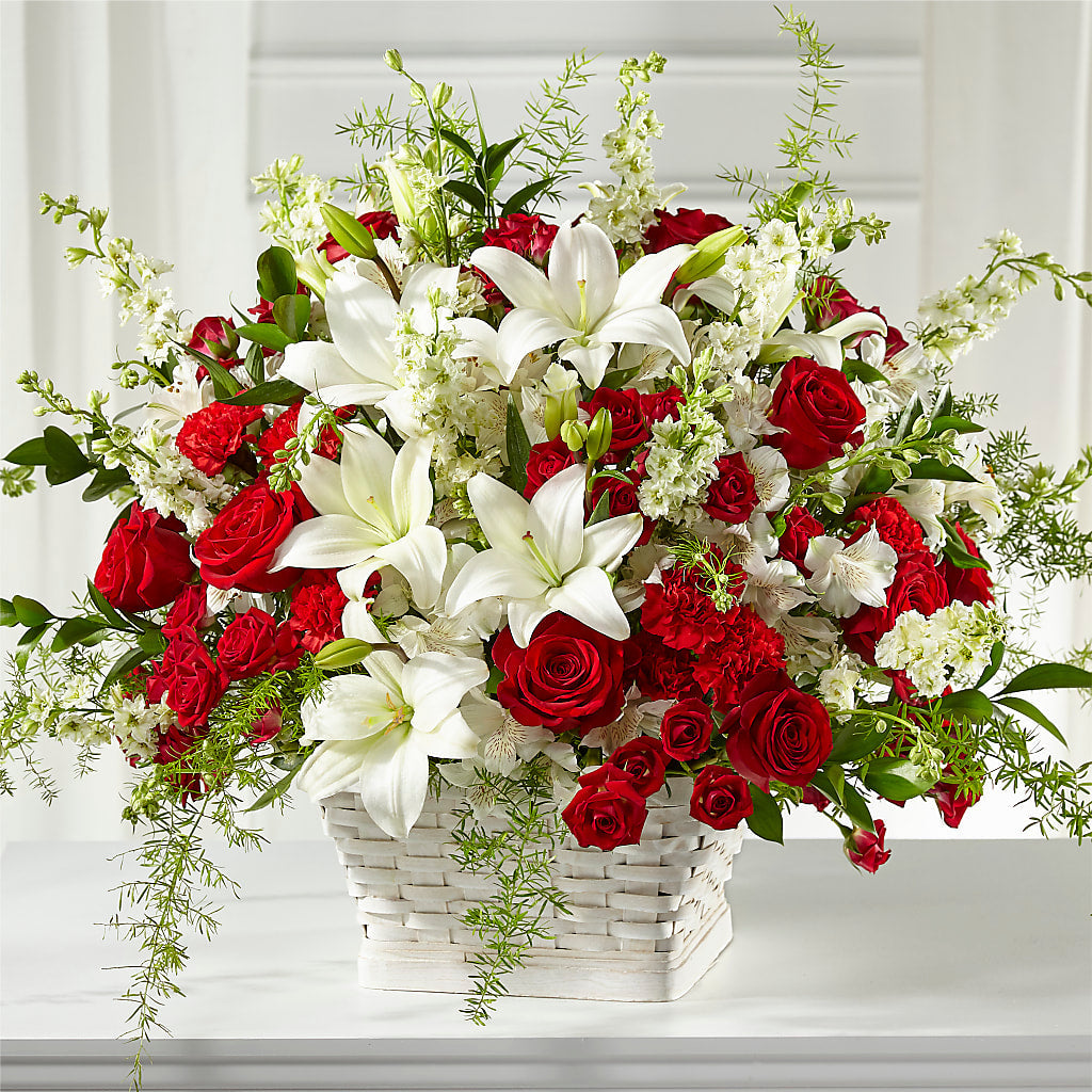 Sentiments of Love Arrangement – SATELLITE FLORIST & GARDEN CENTRE, Hamilton ON