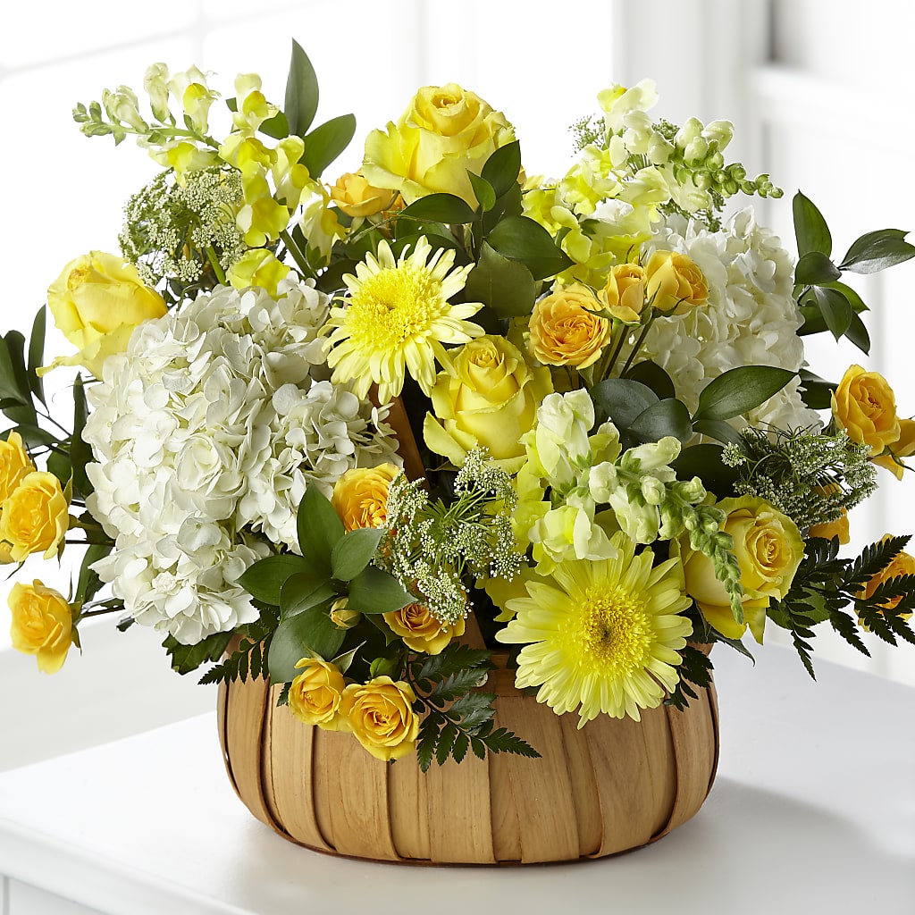 Rustic Remembrance Basket – SATELLITE FLORIST & GARDEN CENTRE, Hamilton ON