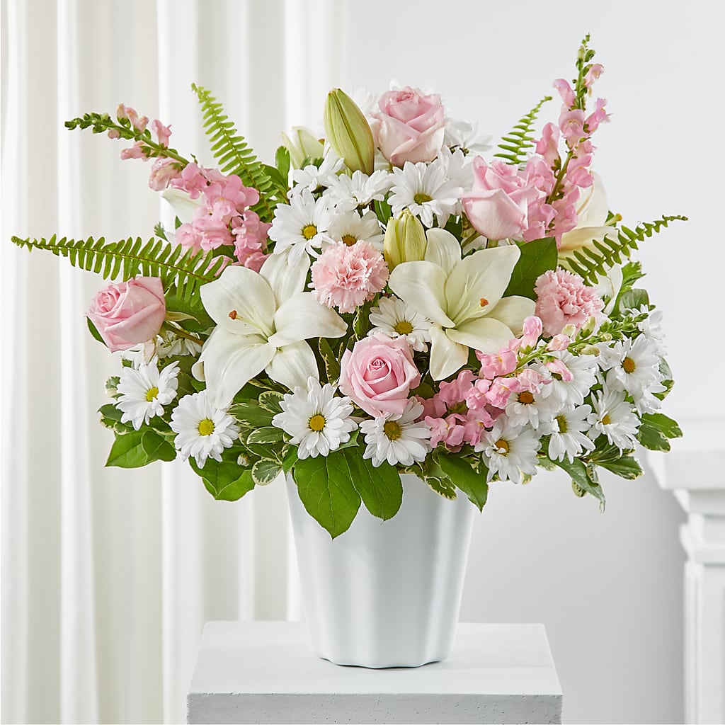 Soft Touch Tabletop Basket – SATELLITE FLORIST & GARDEN CENTRE, Hamilton ON