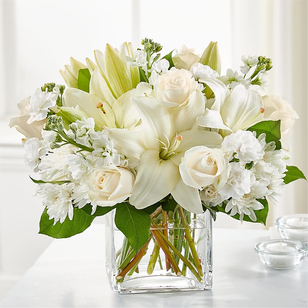 Gentle Breeze Bouquet – SATELLITE FLORIST & GARDEN CENTRE, Hamilton ON