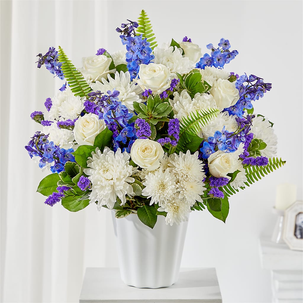 Hold Dear Tabletop Basket – SATELLITE FLORIST & GARDEN CENTRE, Hamilton ON