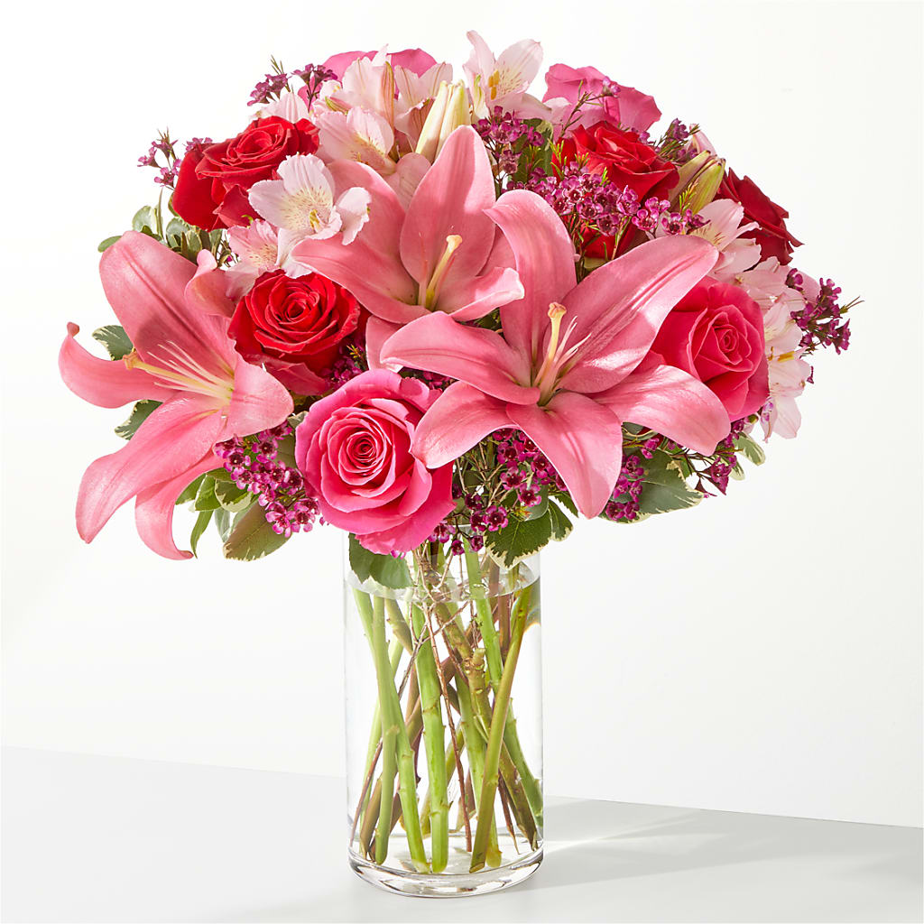 Lucky in Love Bouquet – SATELLITE FLORIST & GARDEN CENTRE, Hamilton ON