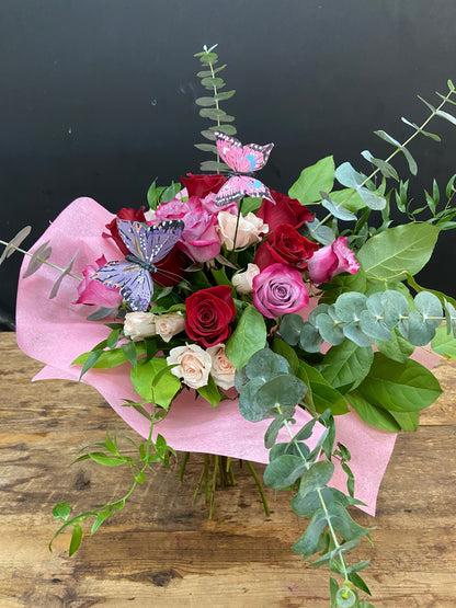 Designer Hand Tied Bouquet - Style #13 – SATELLITE FLORIST & GARDEN CENTRE, Hamilton ON