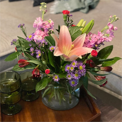 Romantique Bouquet – SATELLITE FLORIST & GARDEN CENTRE, Hamilton ON