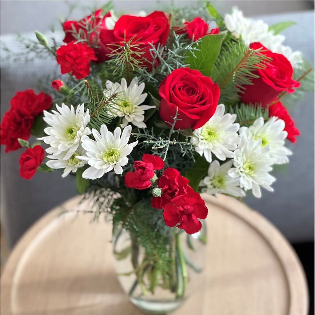 Seasonal Magic Bouquet – SATELLITE FLORIST & GARDEN CENTRE, Hamilton ON