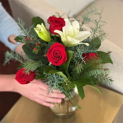 Glittering Lights Bouquet – SATELLITE FLORIST & GARDEN CENTRE, Hamilton ON