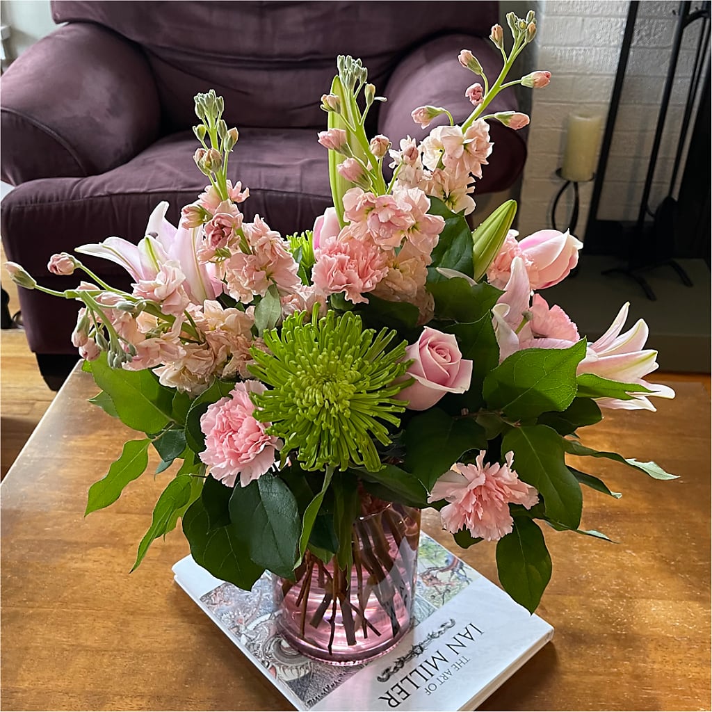Pretty in Pink Bouquet – SATELLITE FLORIST & GARDEN CENTRE, Hamilton ON