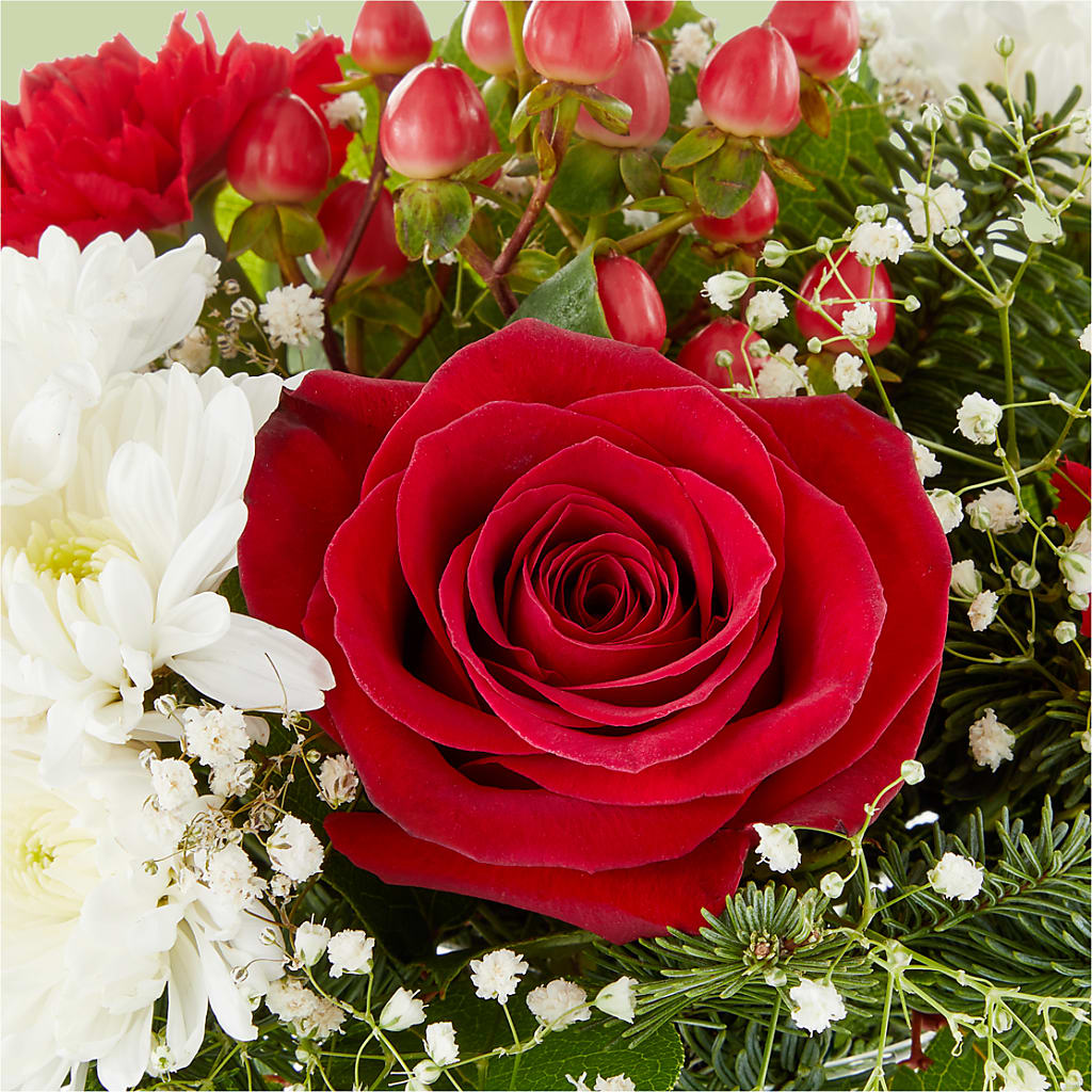 Chance of Flurries Bouquet – SATELLITE FLORIST & GARDEN CENTRE, Hamilton ON