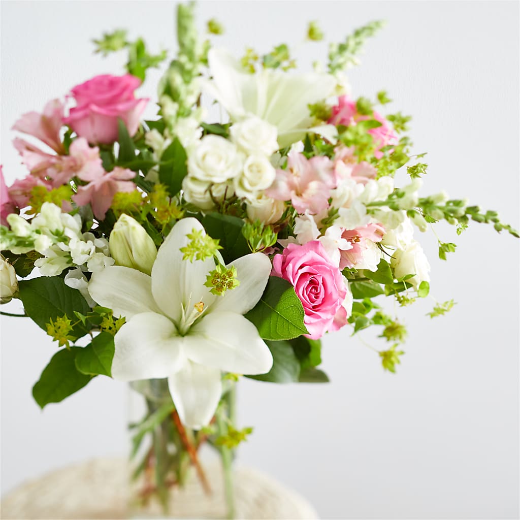 Fondly Bouquet – SATELLITE FLORIST & GARDEN CENTRE, Hamilton ON